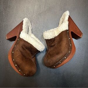 Y2K Charlotte Russe Sherpa-Lined Women's Clogs